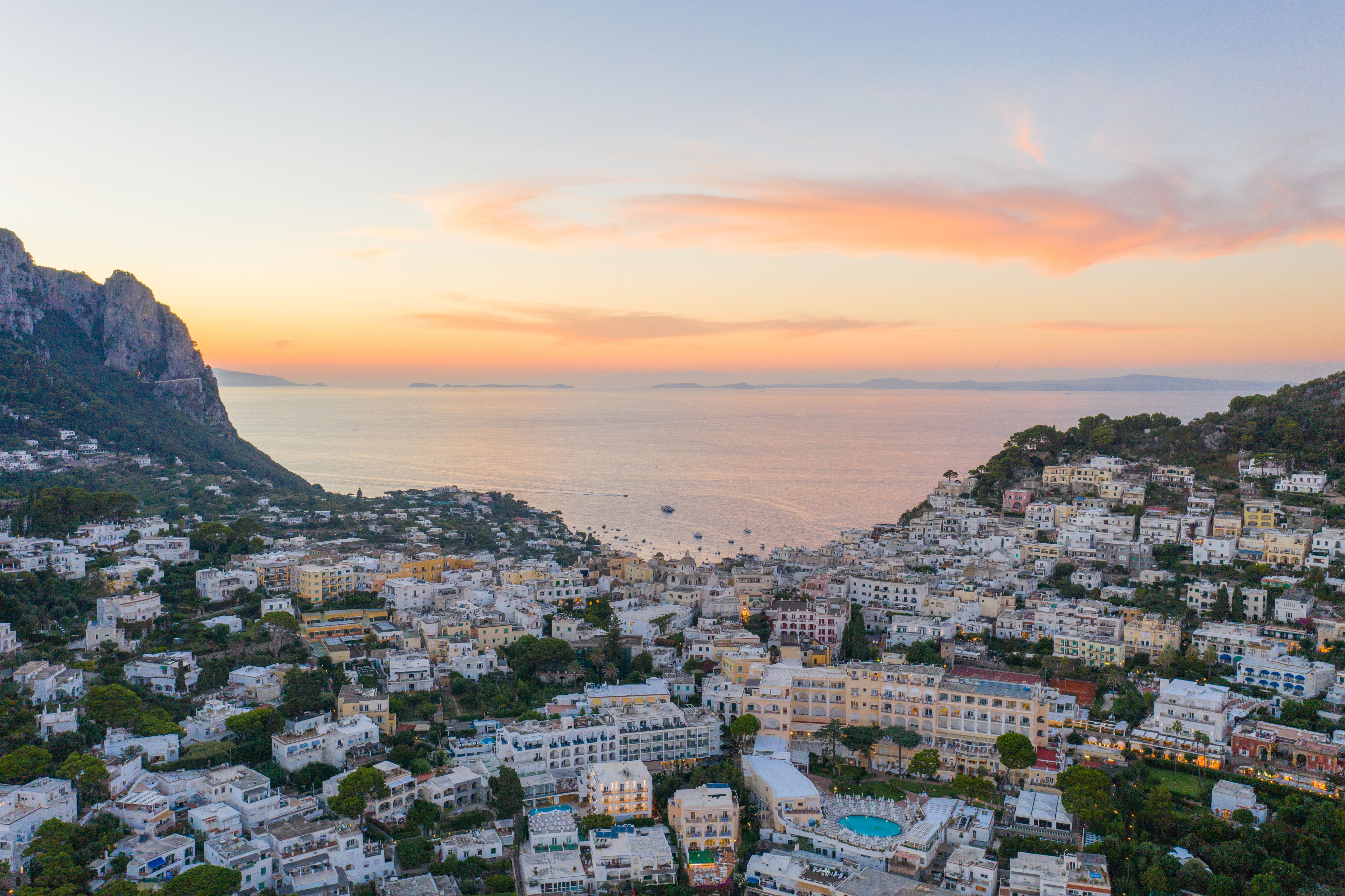LPA - Destination - Capri village