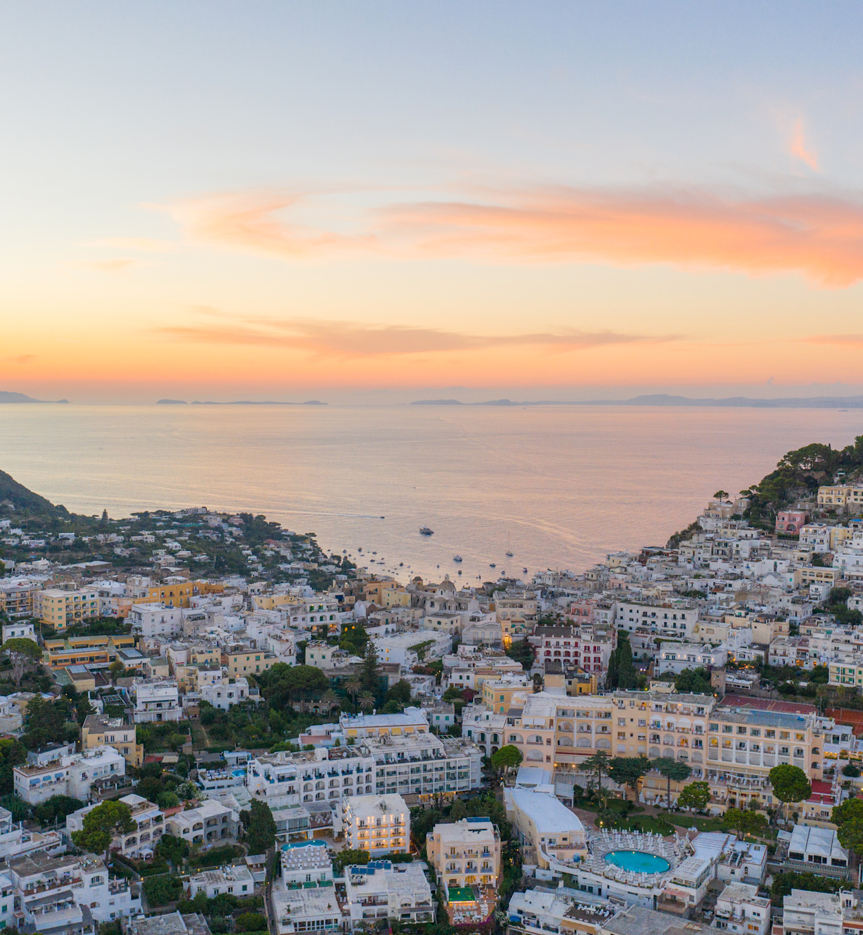 LPA - Destination - Capri village