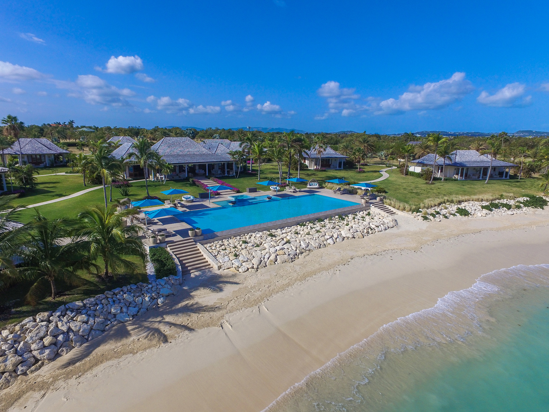 JBI-PrivateResidence-PureTurquoise-AerialBeach
