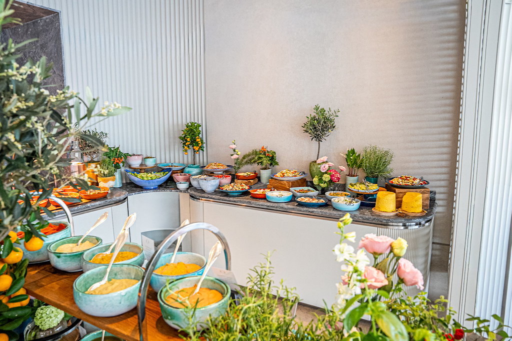 HDC - Eden-Roc Brunch Buffet 1