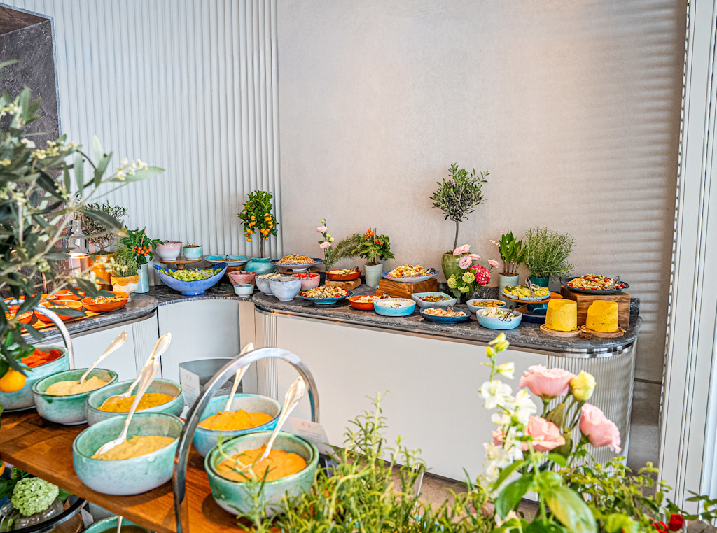 HDC - Eden-Roc Brunch Buffet 1