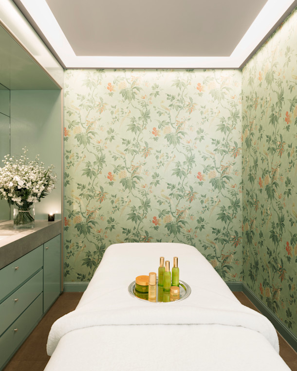 Le Bristol Paris-Tata Harper Spa Room-2 Igngv