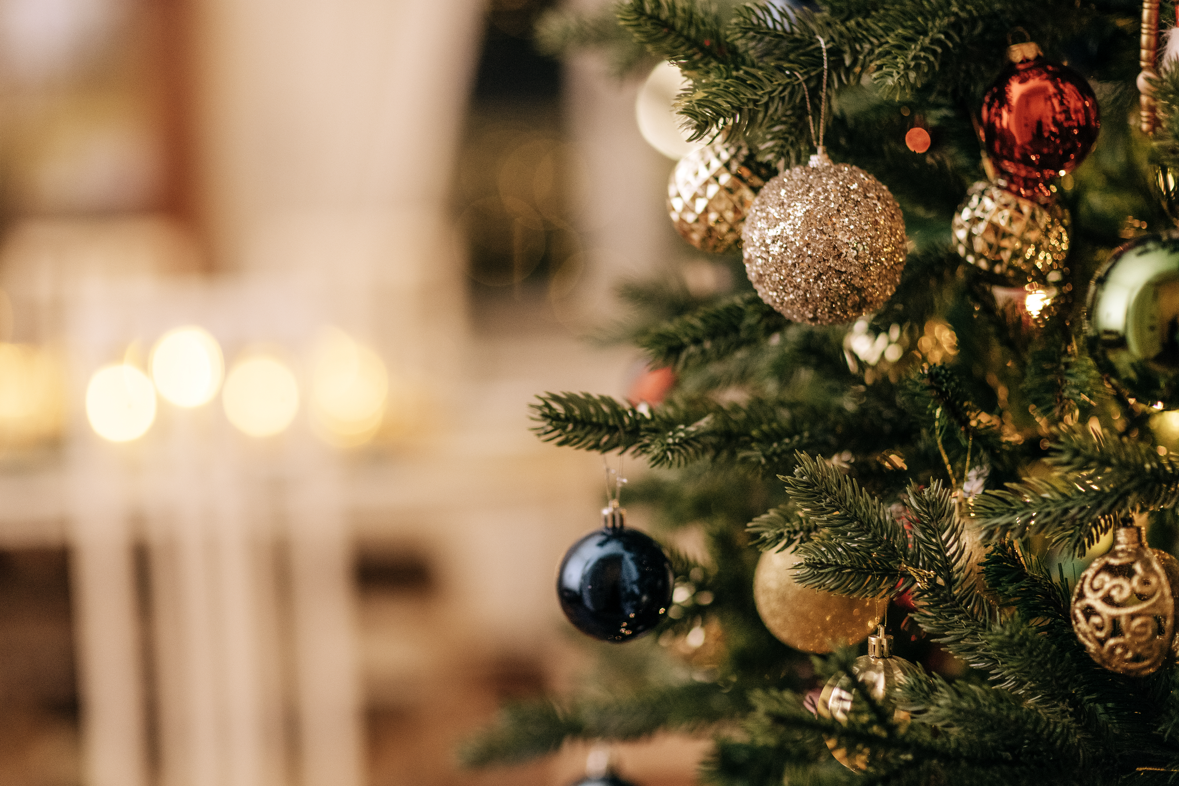 VIN - festive page - christmas tree