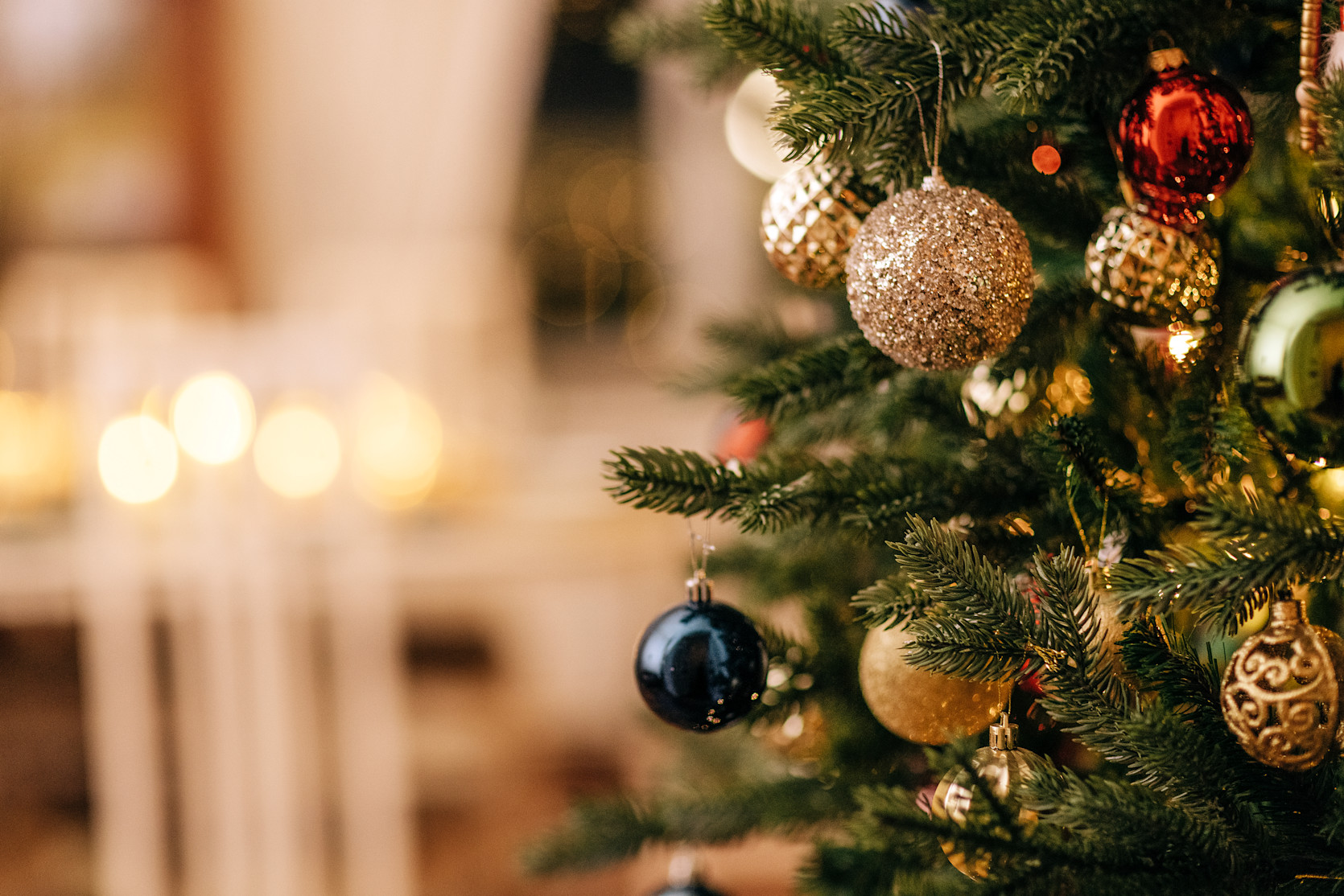 VIN - festive page - christmas tree