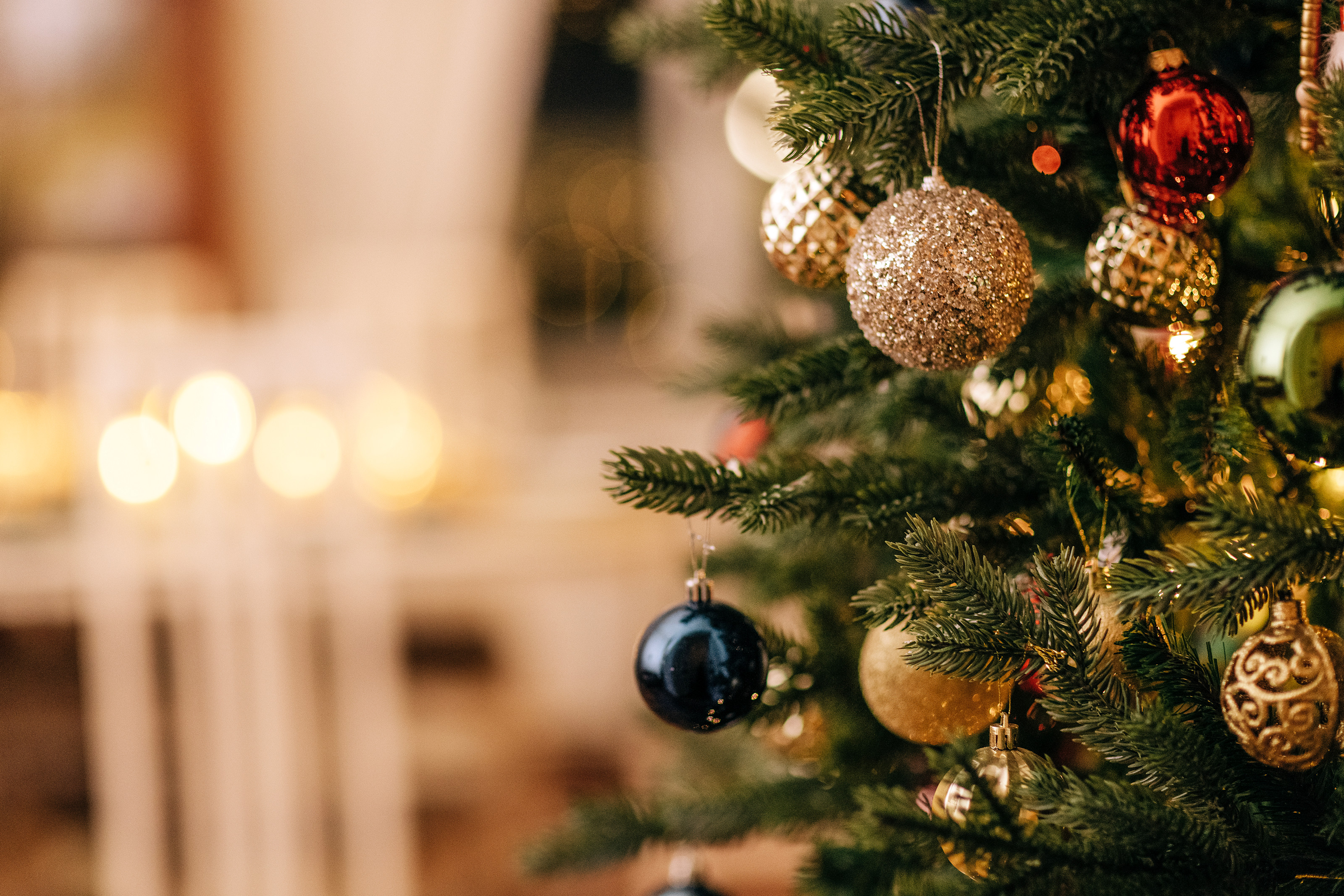VIN - festive page - christmas tree