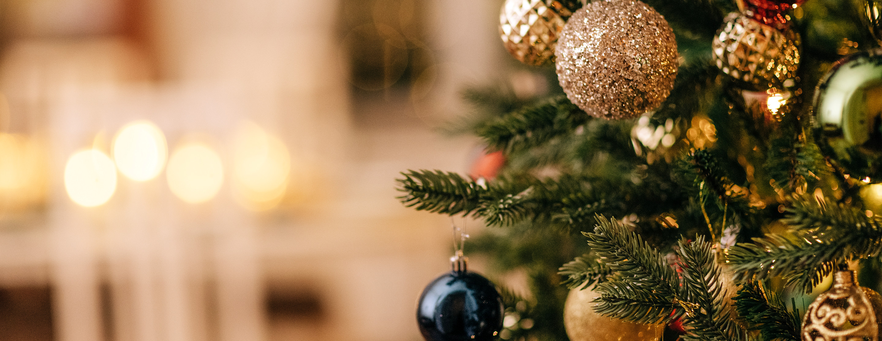 VIN - festive page - christmas tree