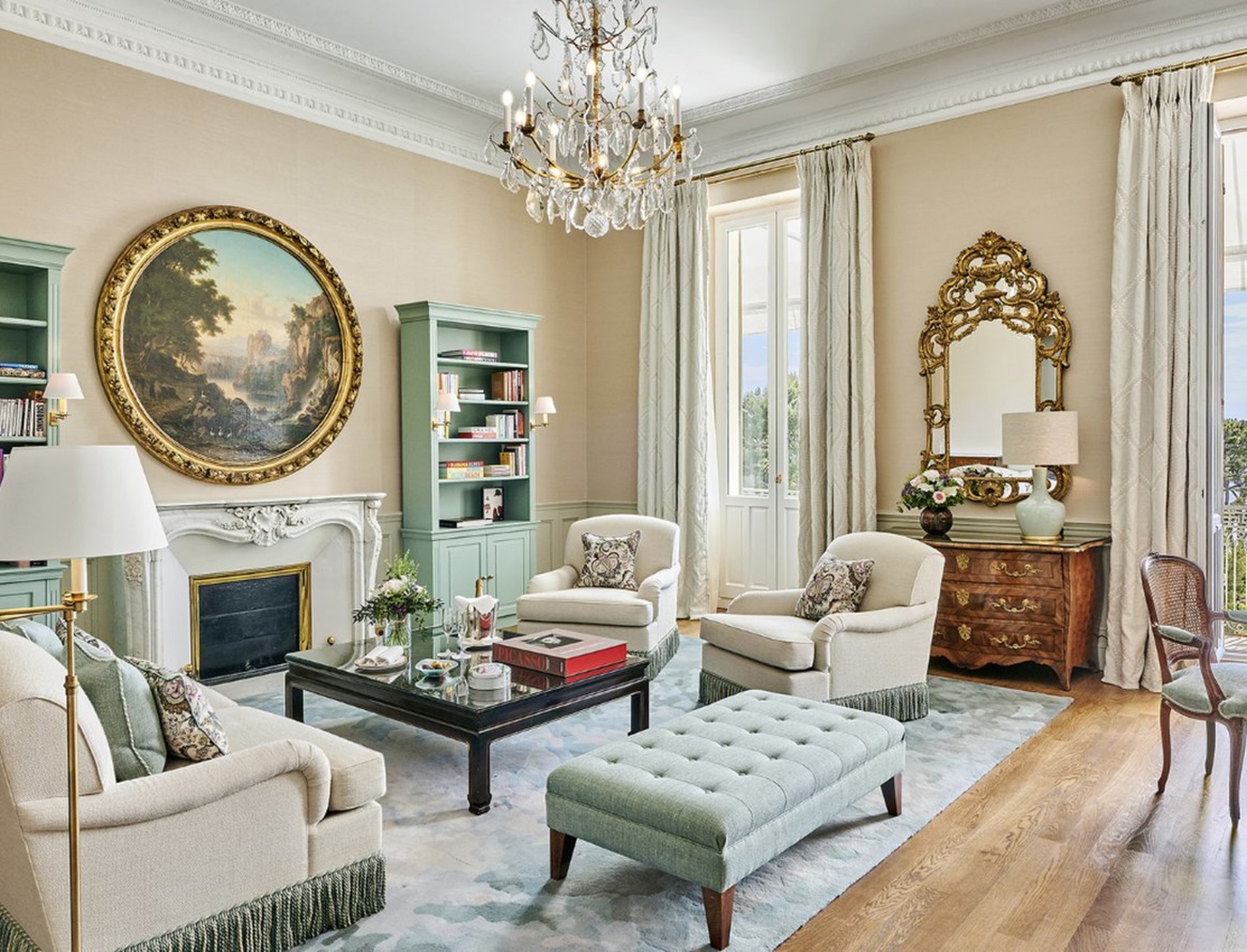 HDC - Deluxe one bedroom suite Living-room