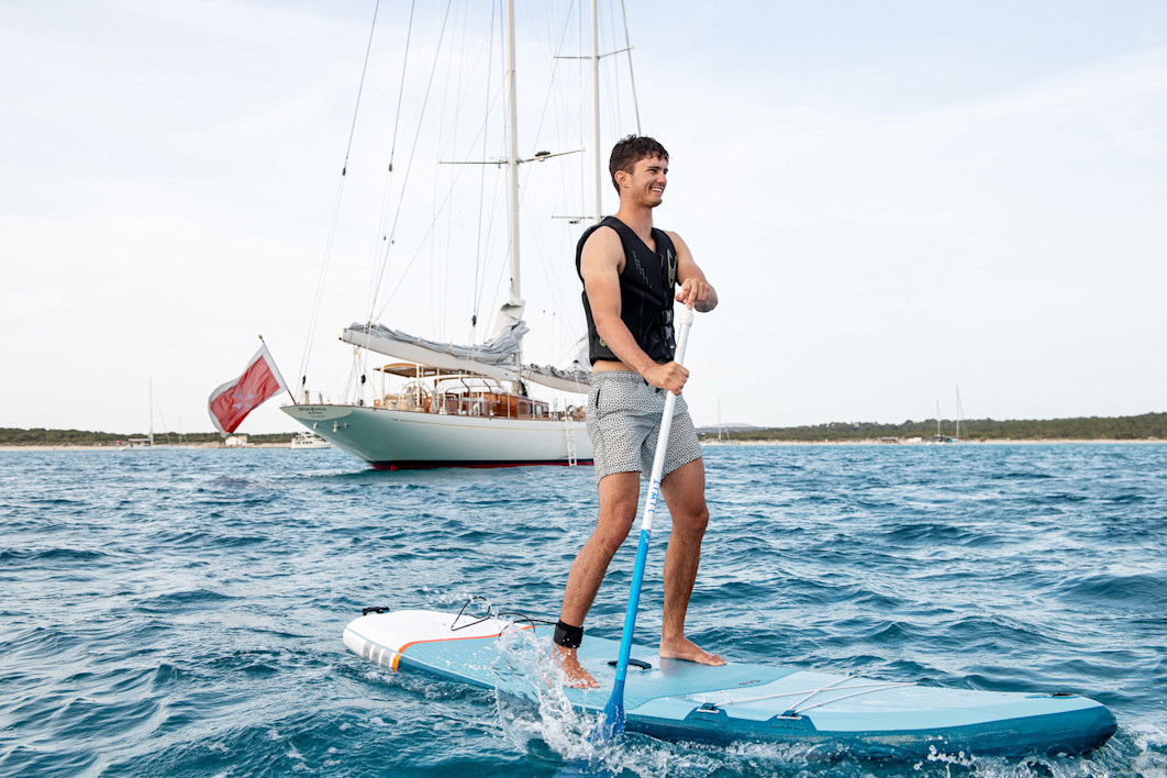 yacht-windrose-of-amsterdam-062023-toys-04