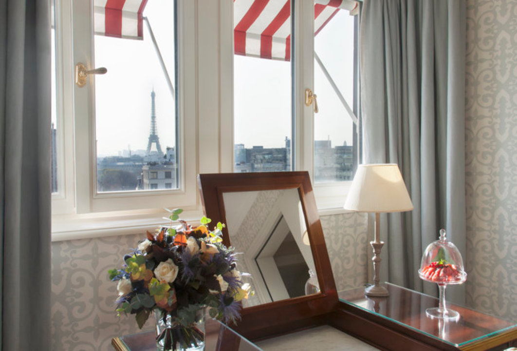 le-bristol-paris-suite-760-joséphine-baker-4