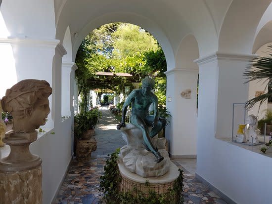 Villa-San-Michele-Capri-Axel-Munthe