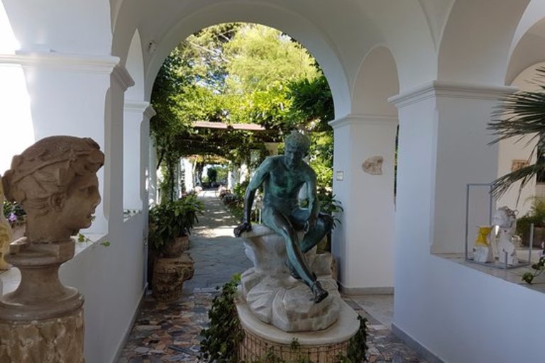 Villa-San-Michele-Capri-Axel-Munthe