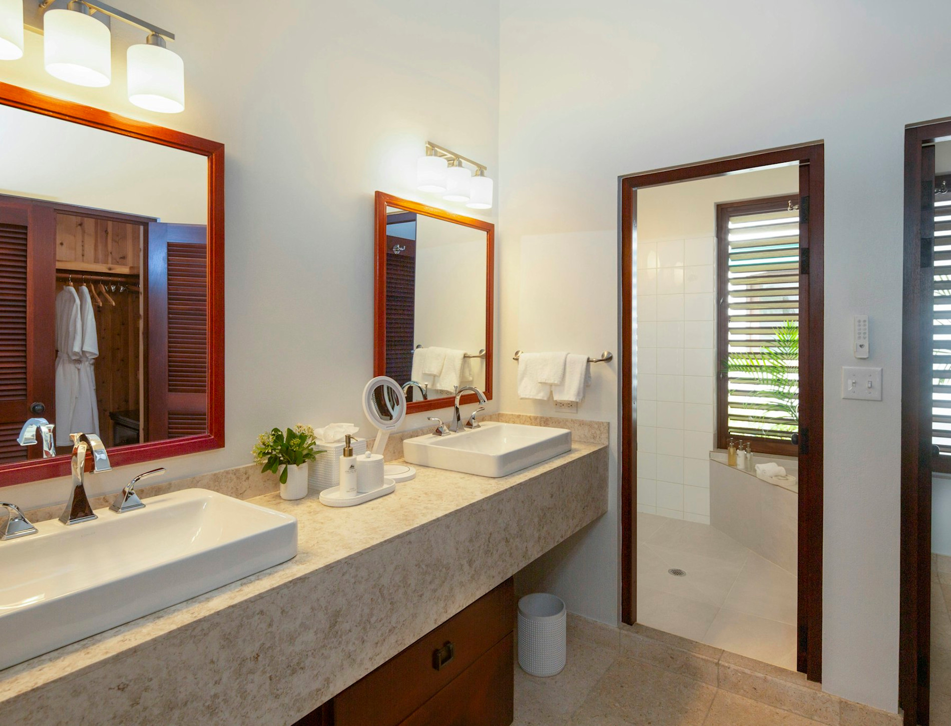 JBI - Room VLOB - Image 12