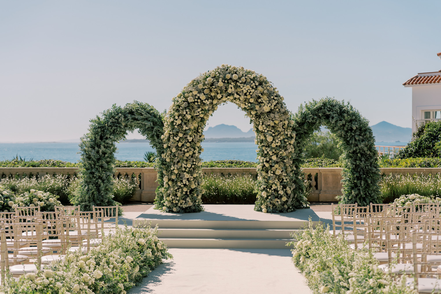 HDC - Wedding set up in the Grande Allée