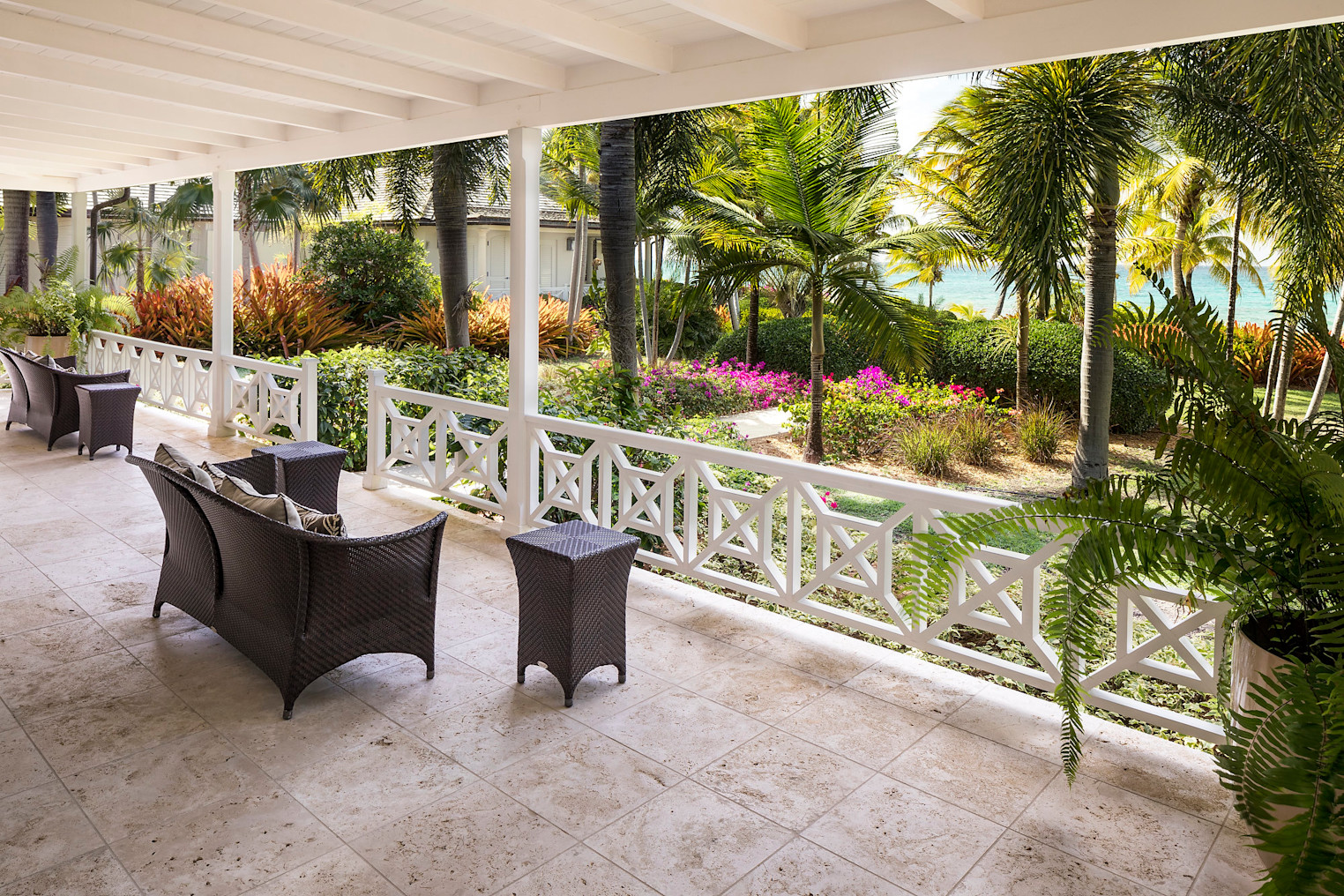 JBI-PrivateResidence-TurtleReef-BedroomTerrace