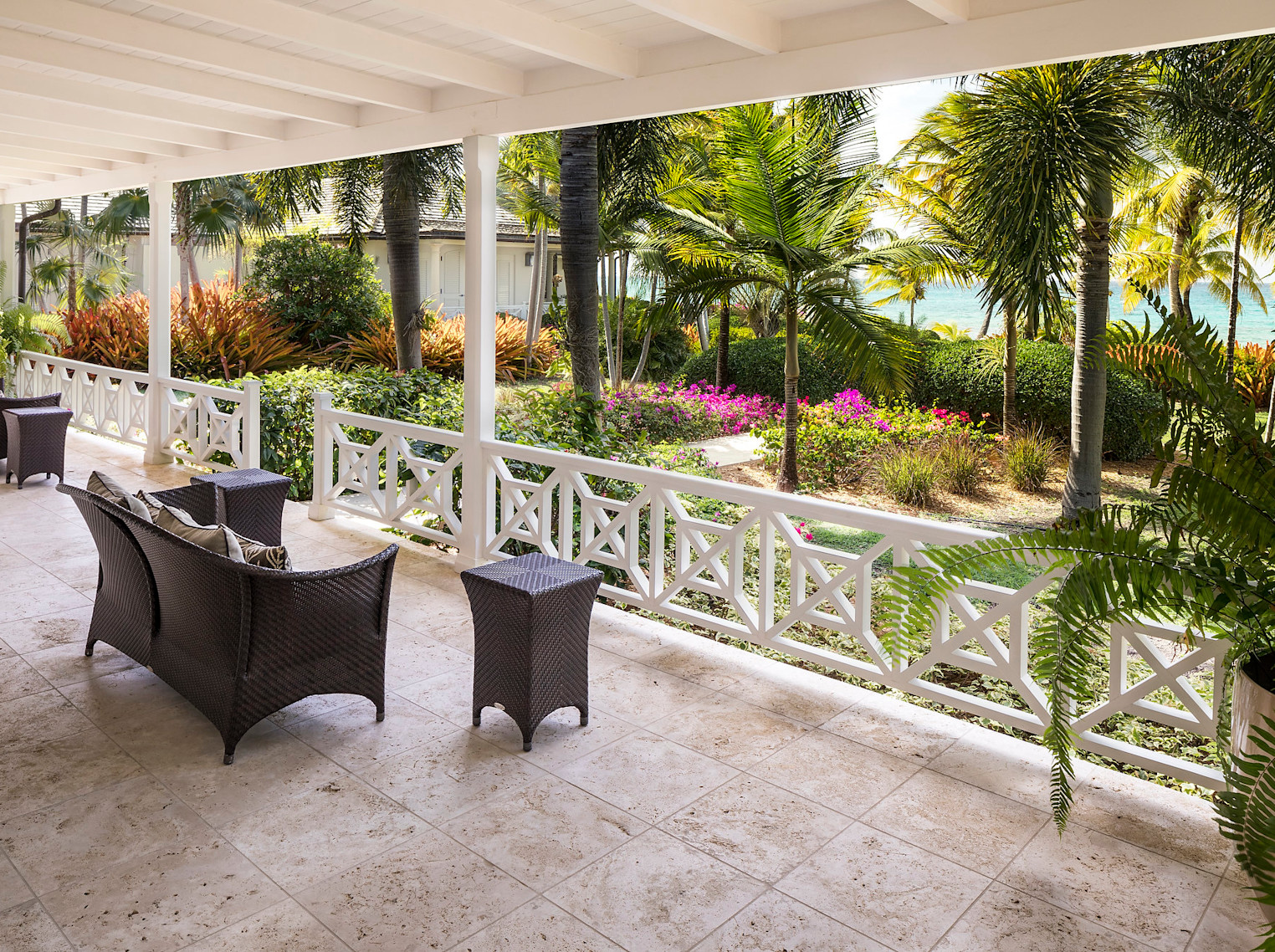 JBI-PrivateResidence-TurtleReef-BedroomTerrace