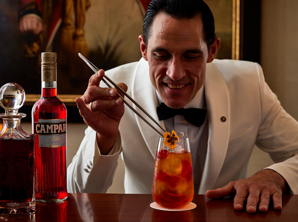 The Negroni Salon at The Lanesborough