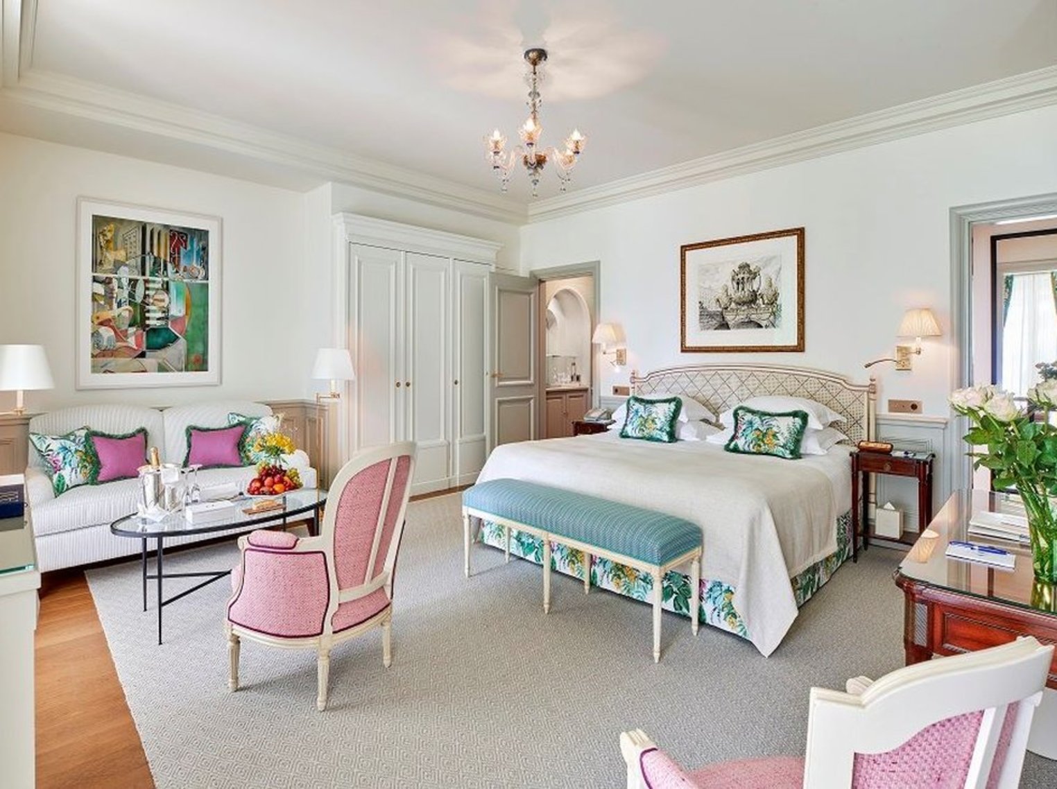 HDC - Deluxe Junior Suite Room