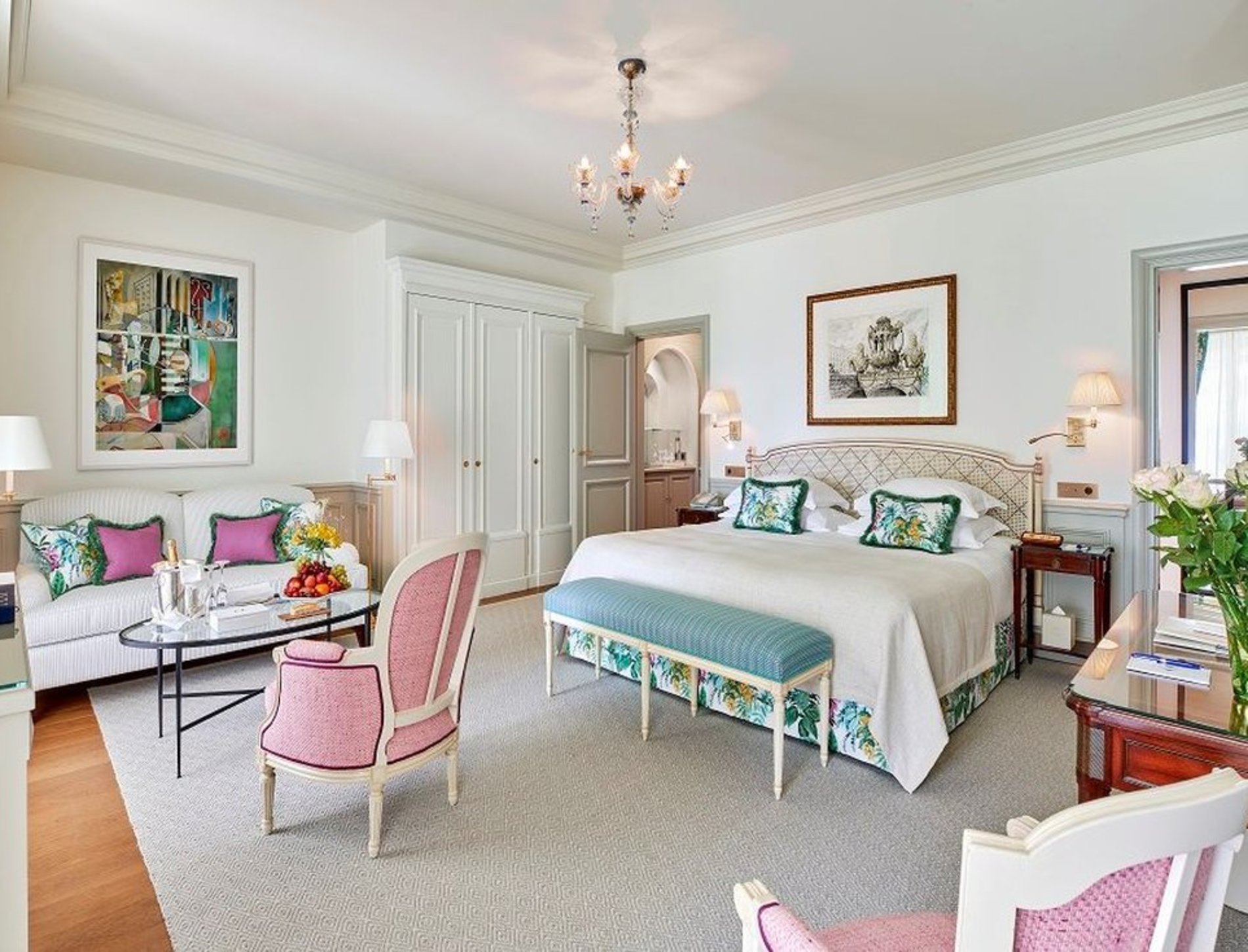 HDC - Deluxe Junior Suite Room