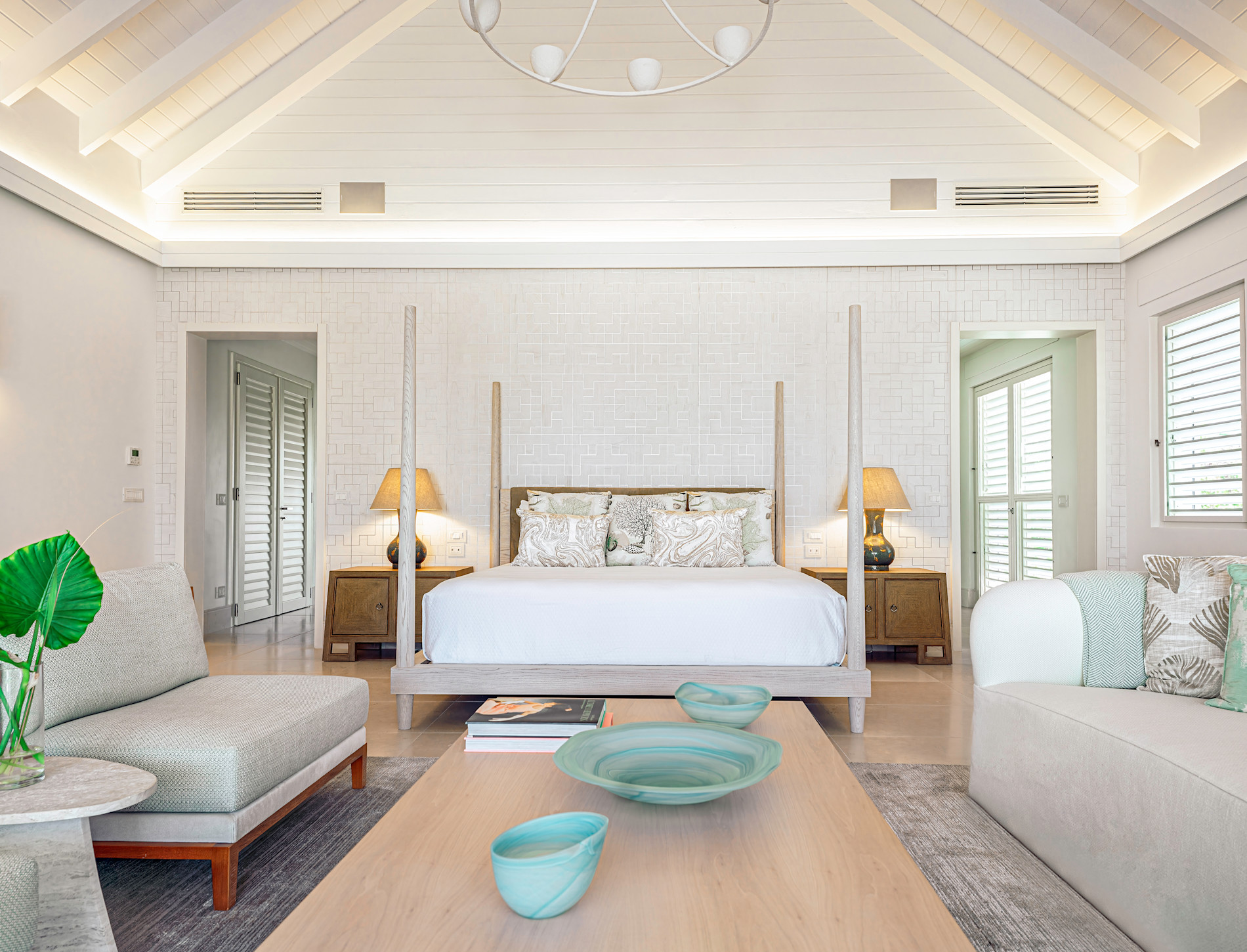 JBI-PrvRes TyCompton Owners Master Suite1-300dpi