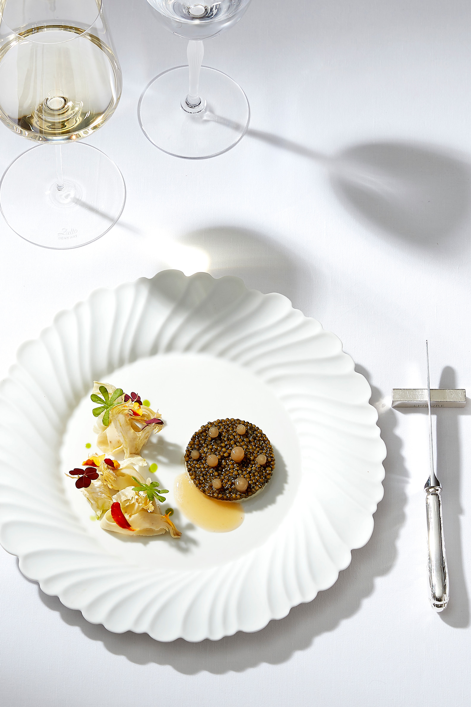 LBP - Epicure Carte Chef Arnaud Faye - Caviar osciètre de Sologne - 2 - ©Thomas Dhellemmes ObARF