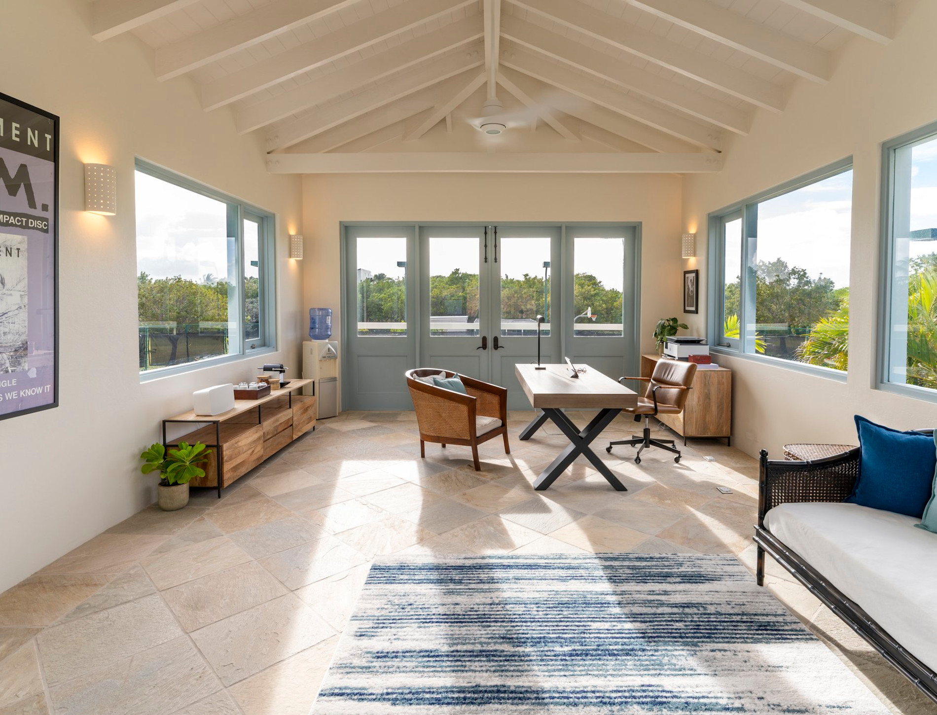 JBI - Room XTUC - Image 17