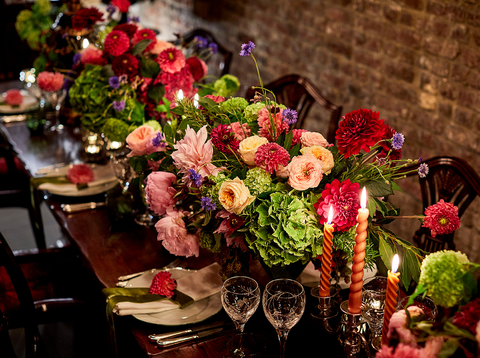 LAN - The Wine Cellar