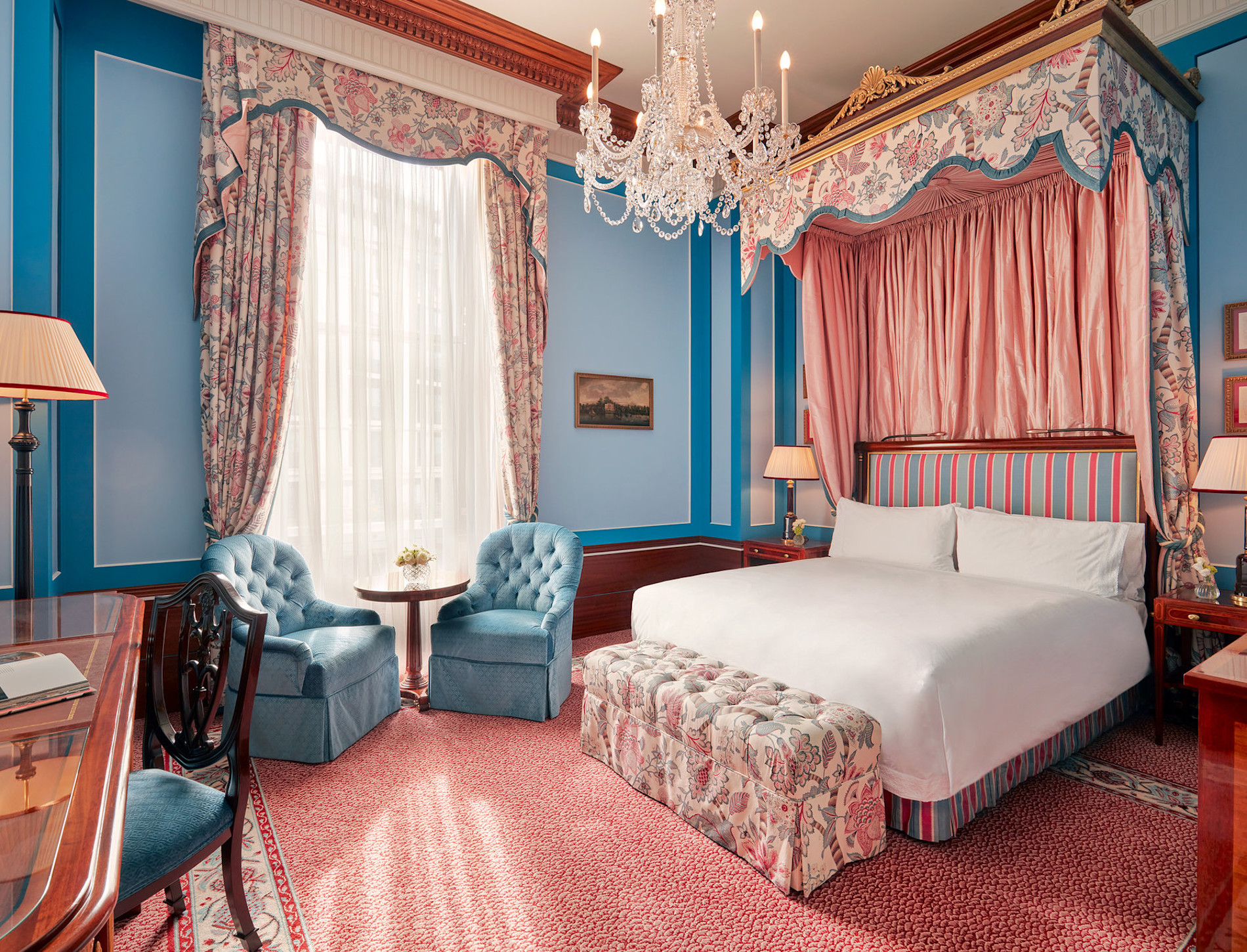 LAN - Room EXEC - Image 1