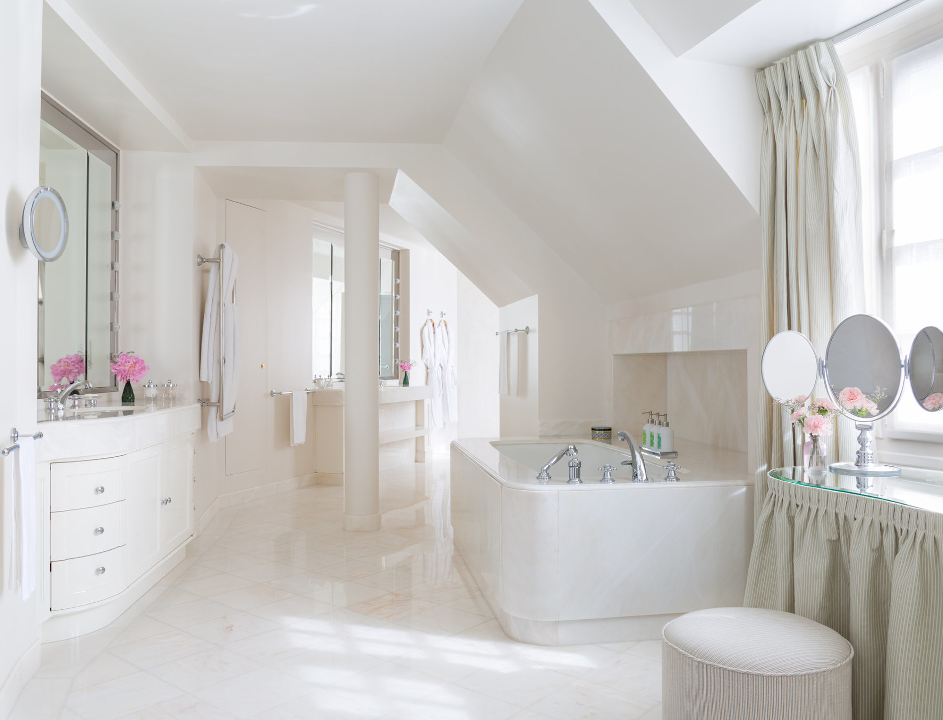 Room 15HONE - Image 6