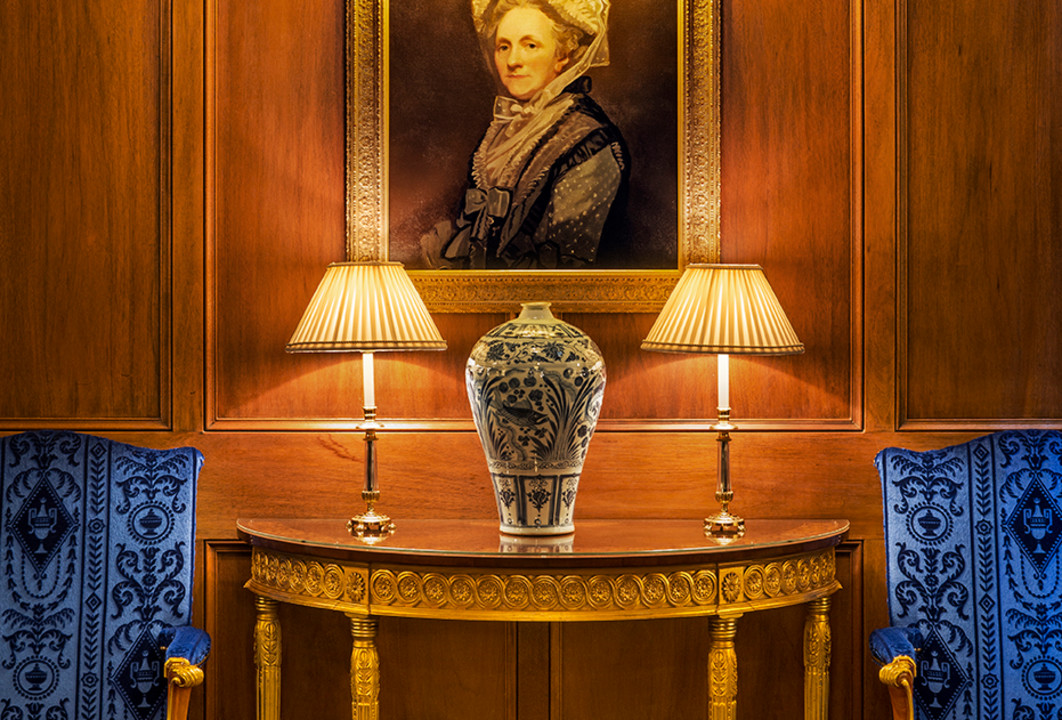 LAN - The Lanesborough London Corridor Light