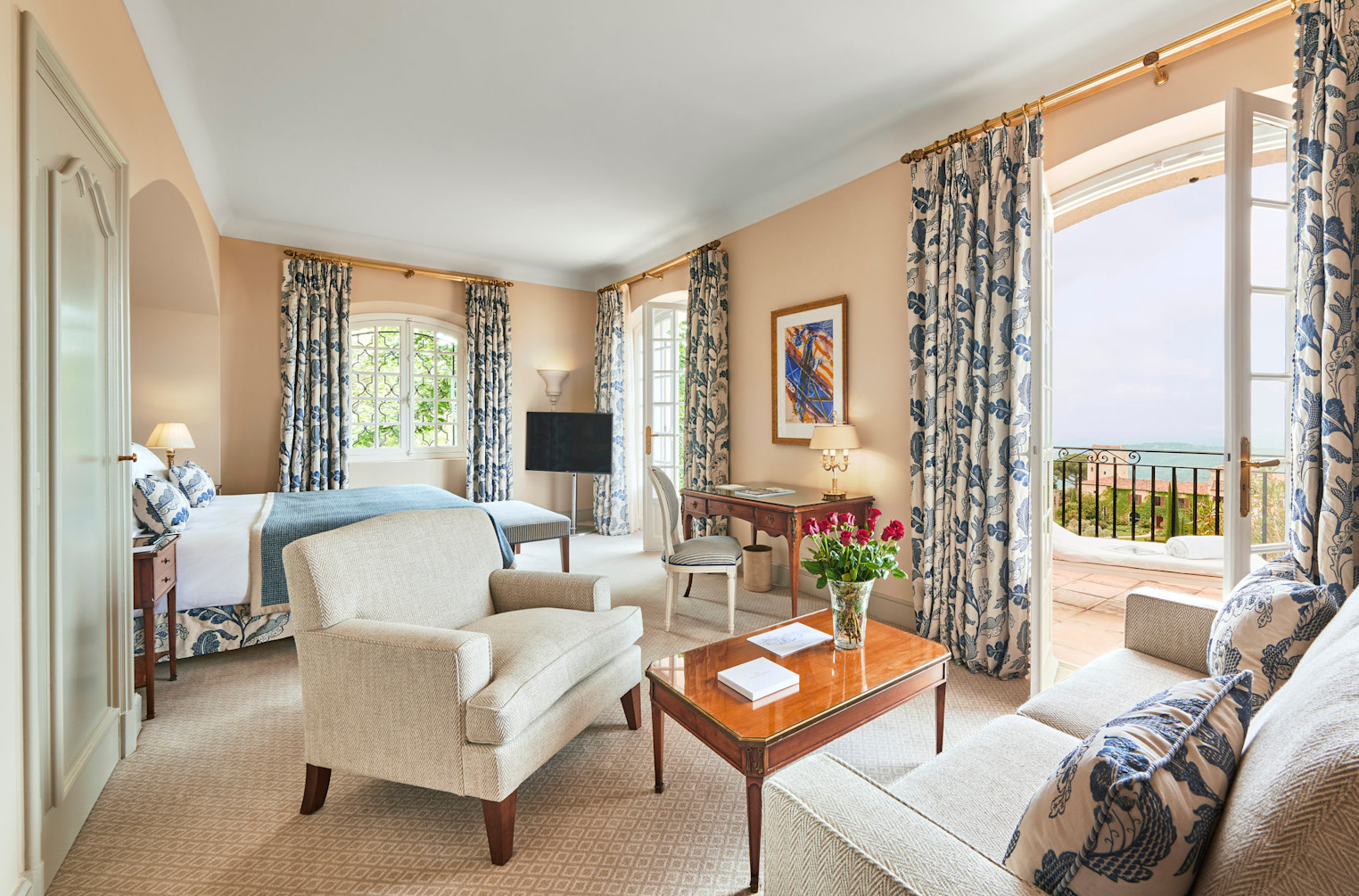 CSM - Three Bedroom Villa Room