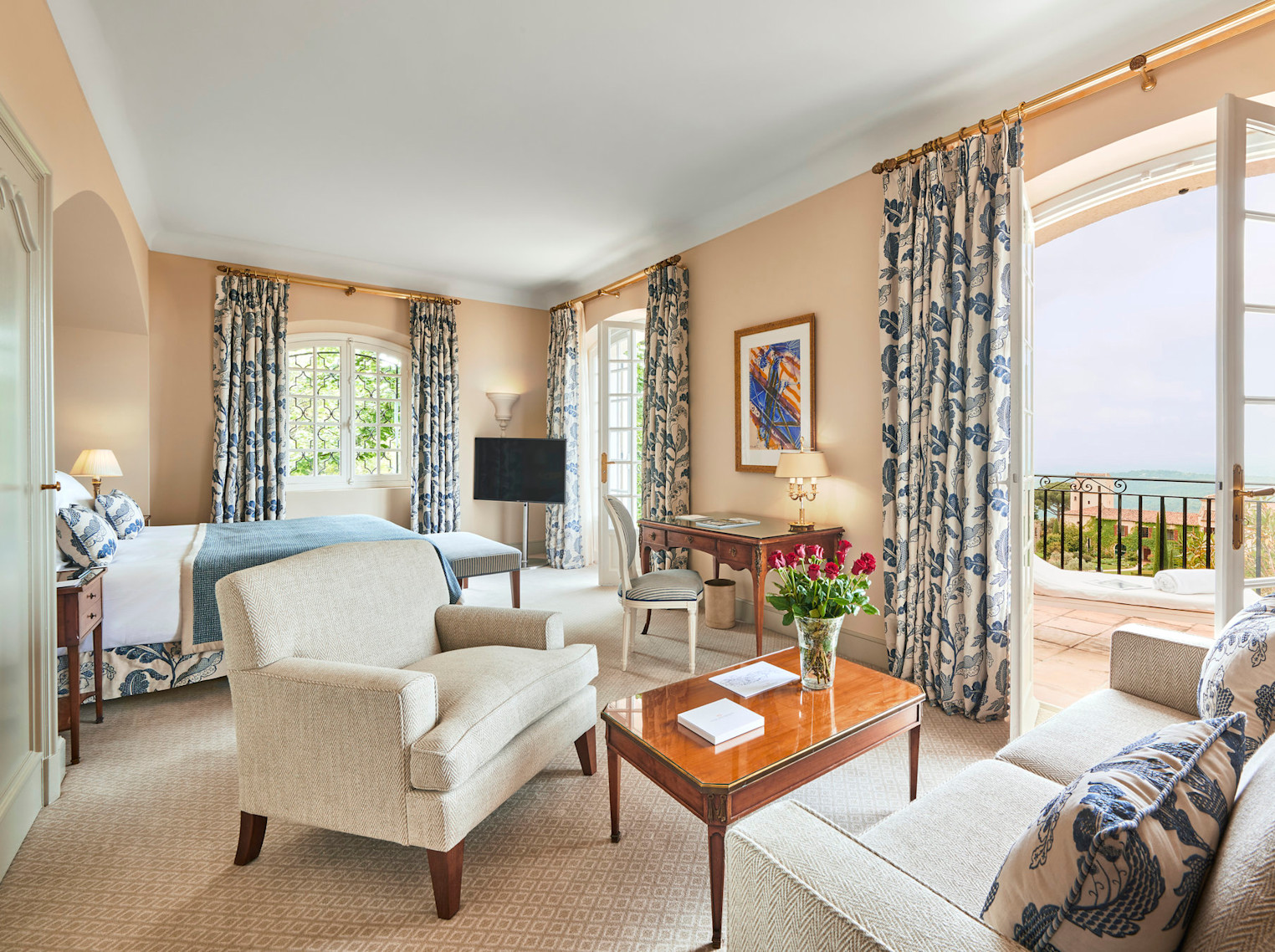 CSM - Three Bedroom Villa Room