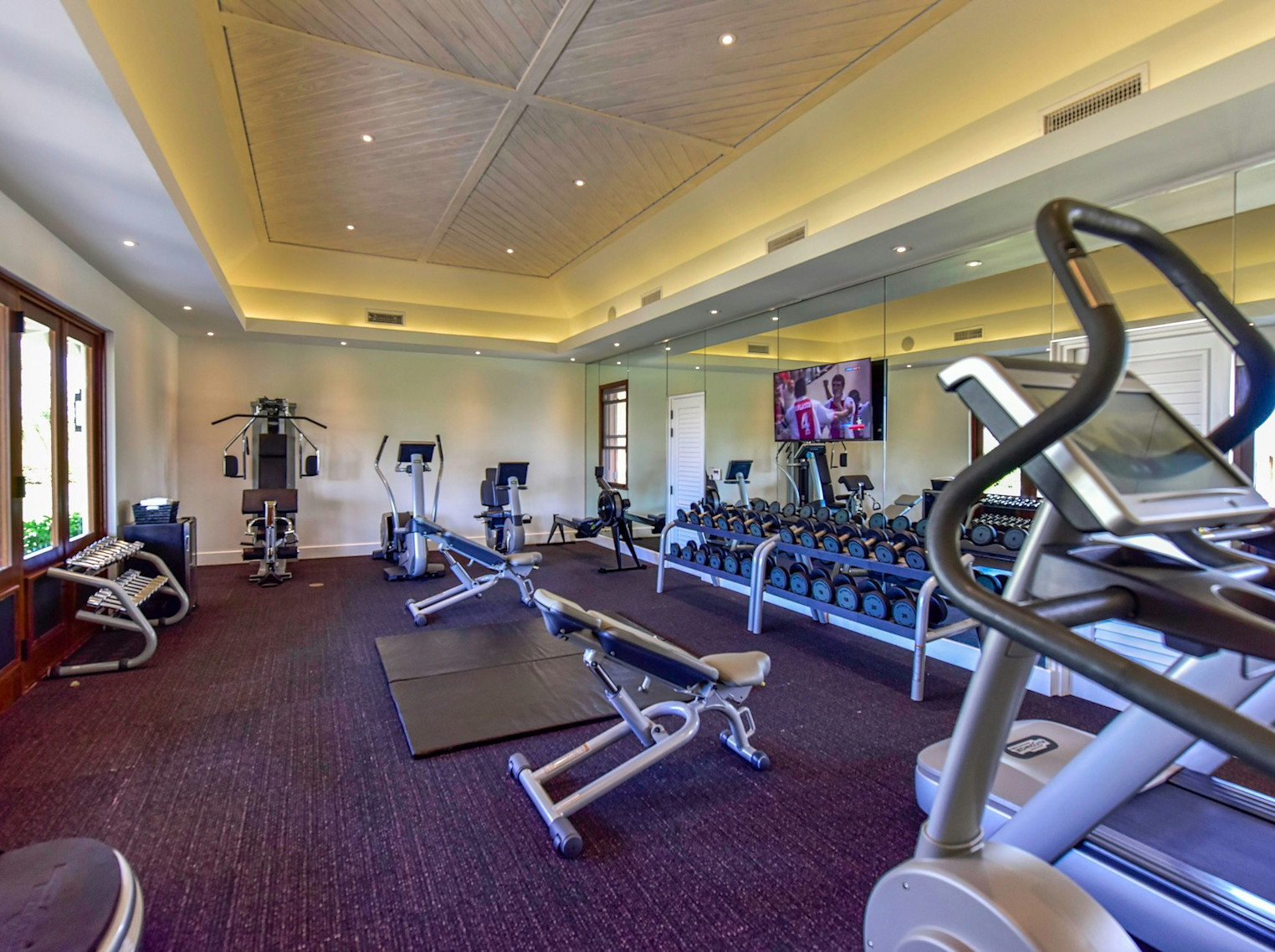 JBI - Room XPUR - Image 10