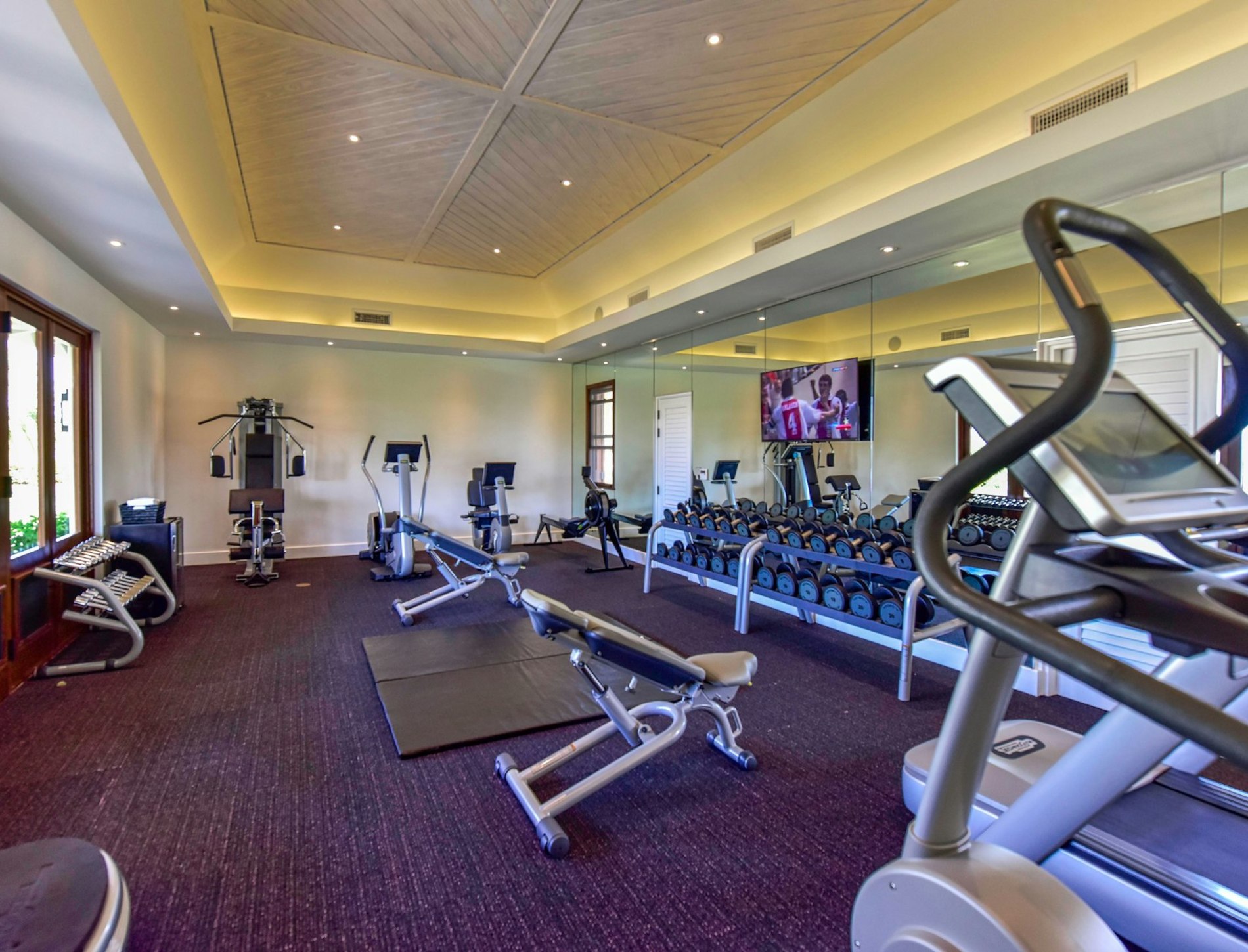 JBI - Room XPUR - Image 10