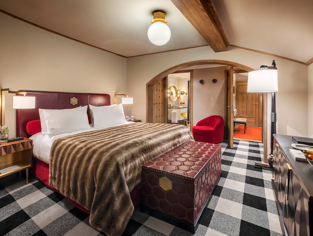 APG - Deluxe Room 504 JMS