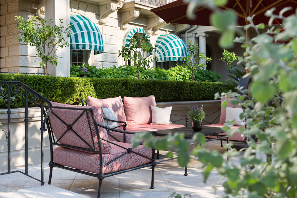 Brenners-Park-Hotel-Spa-Minerva-terrace-detail