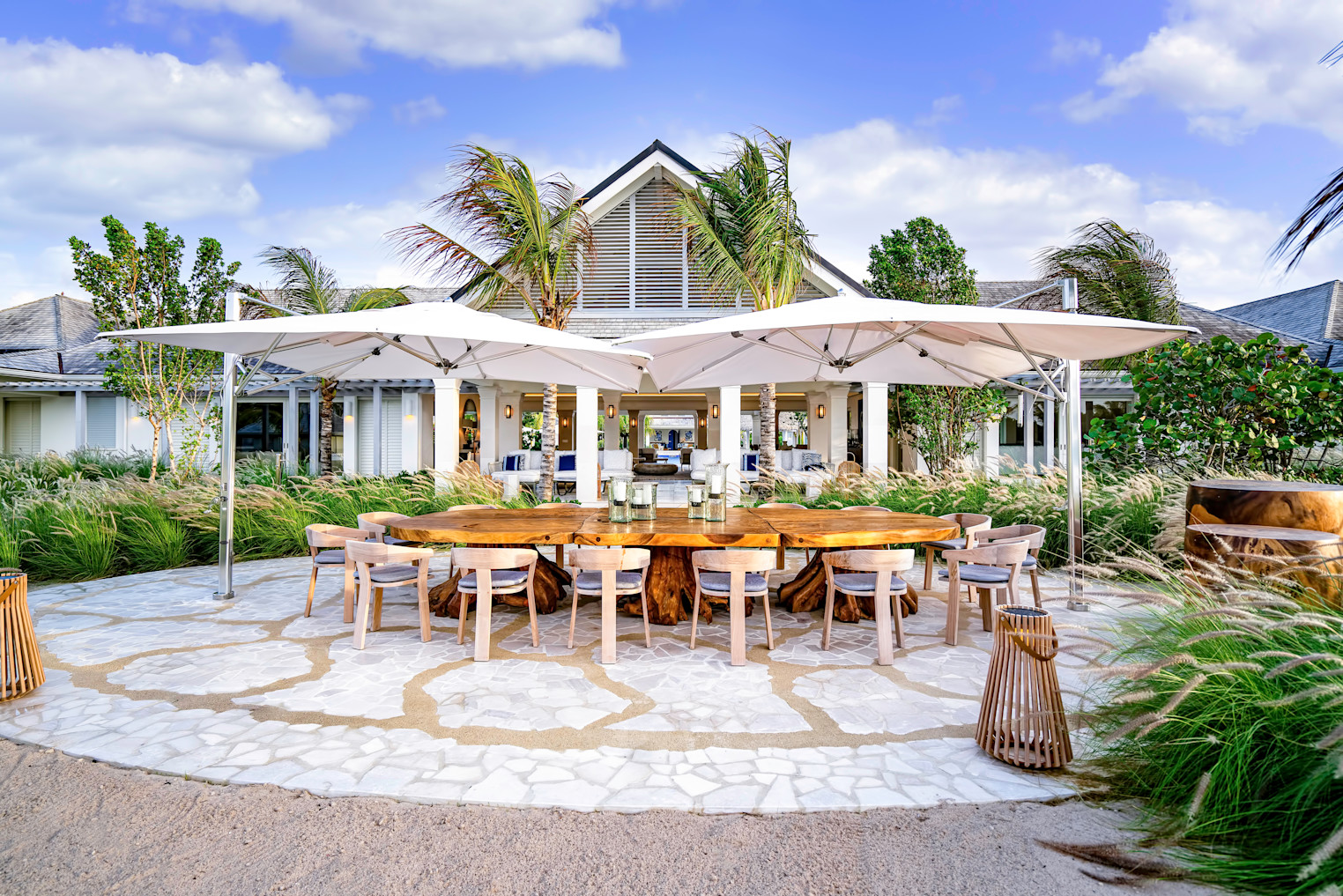 JBI-PrvRes TyCompton Outdoor Dining4-300dpi