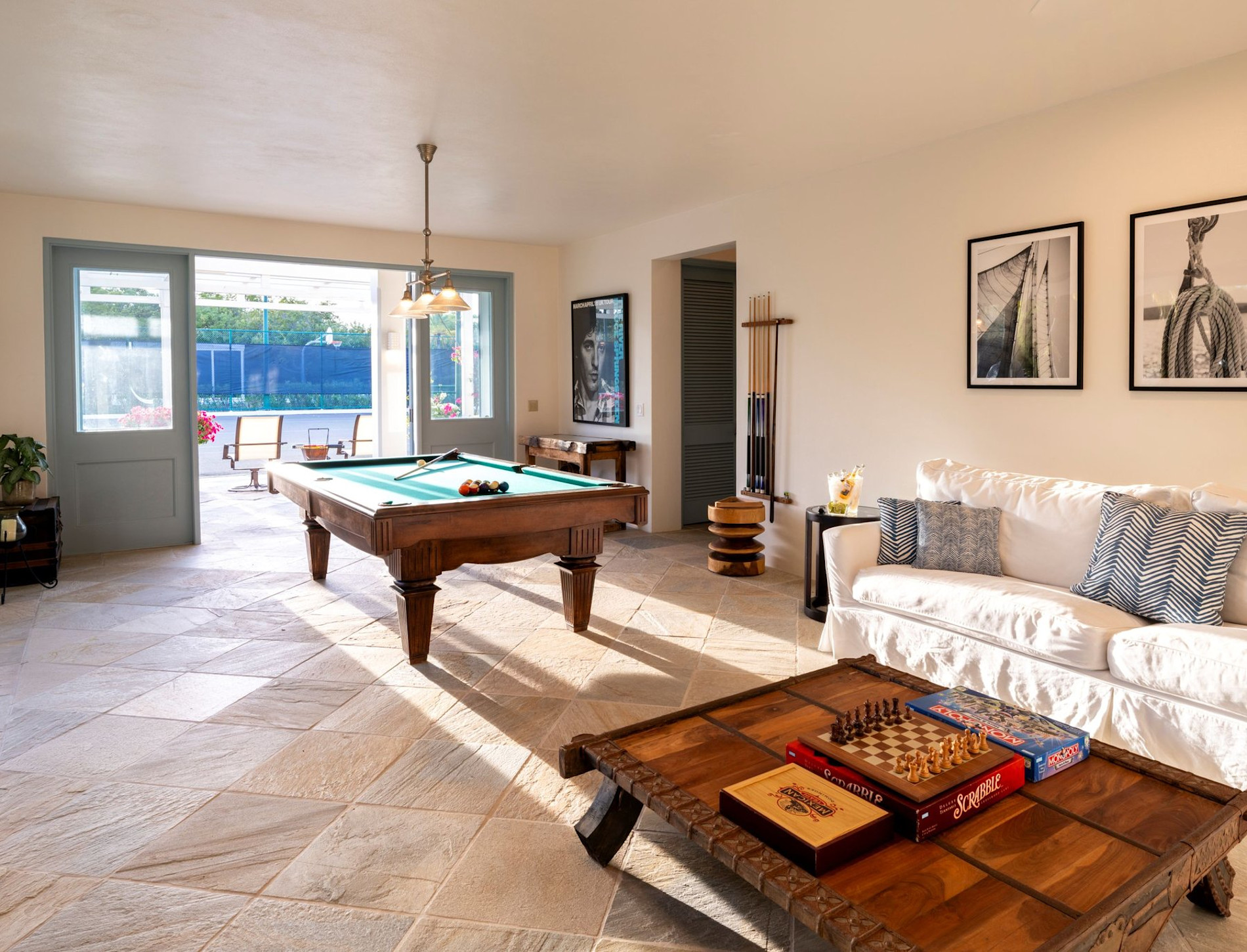 JBI - Room XTUC - Image 11