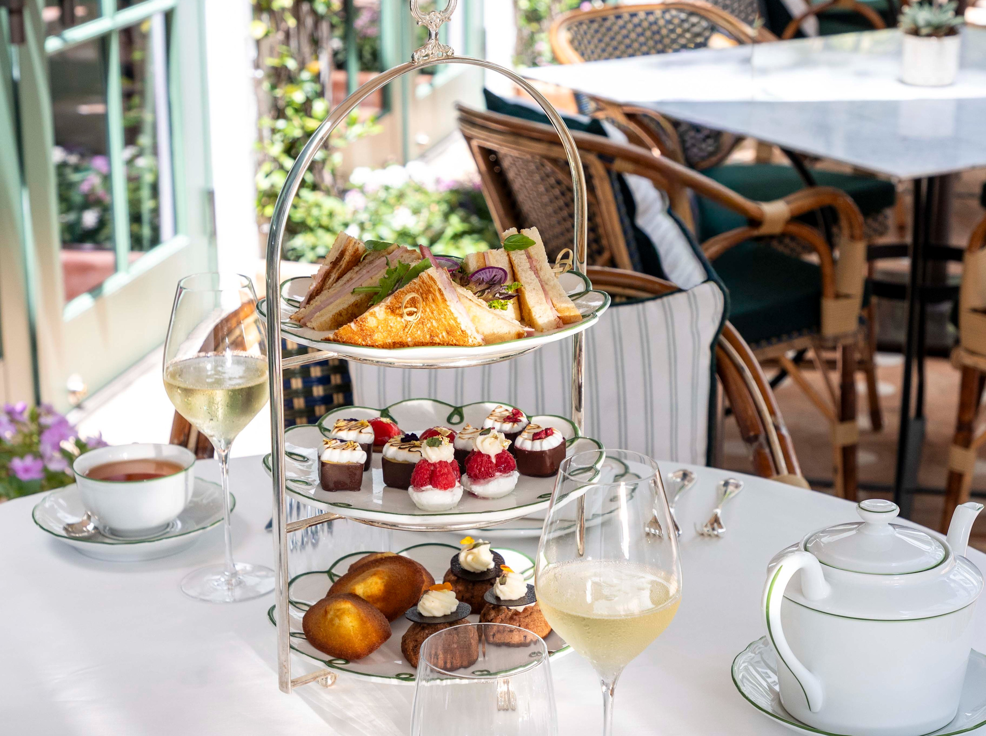 VIN - festive page - afternoon tea 