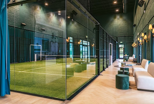 VIN - destination page - padel