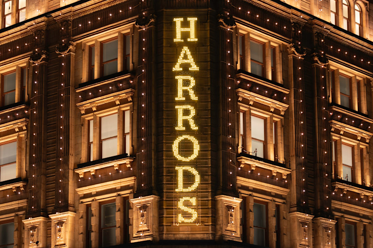 LAN - Harrods - Festive