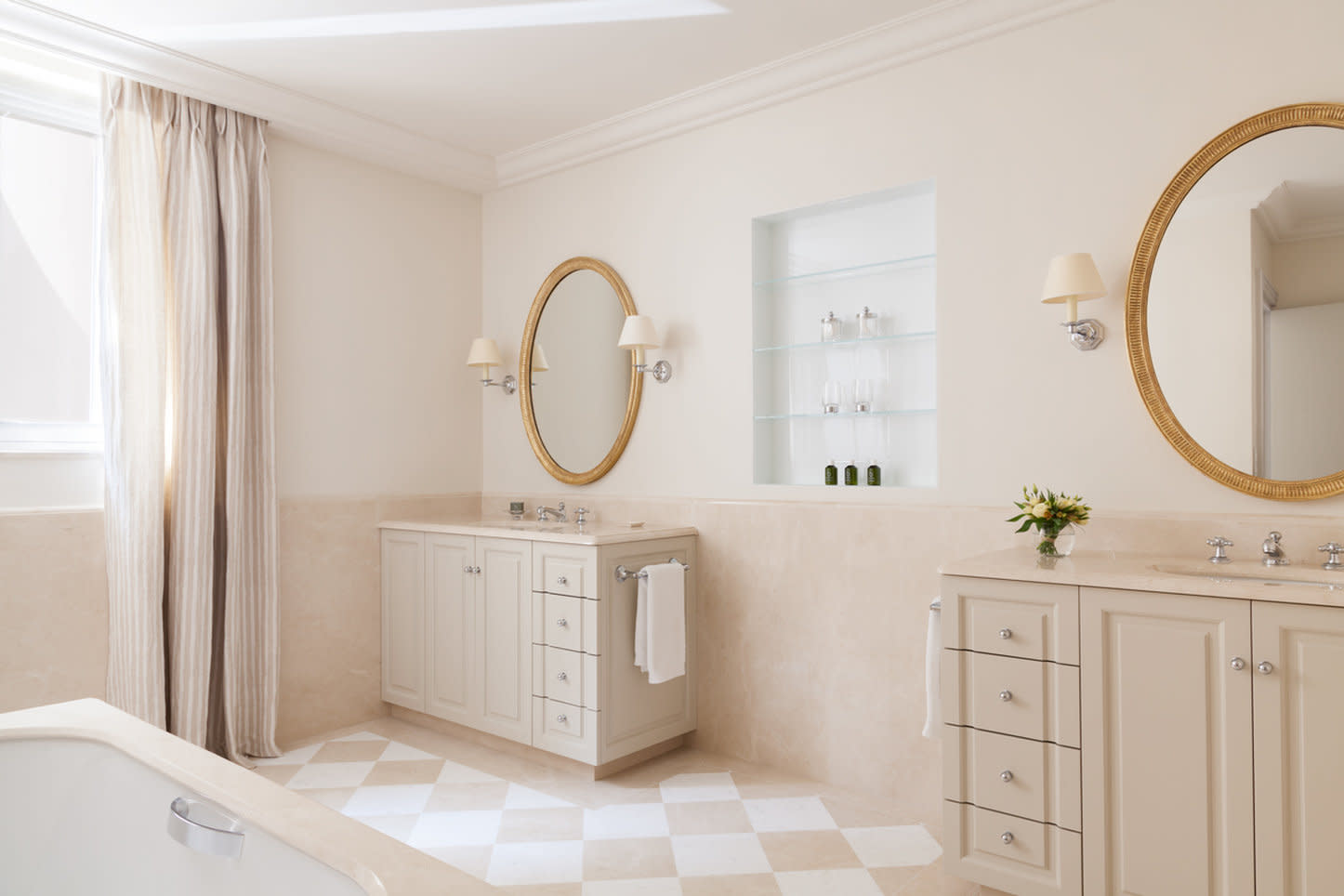 Room 07SDLX - Image 2