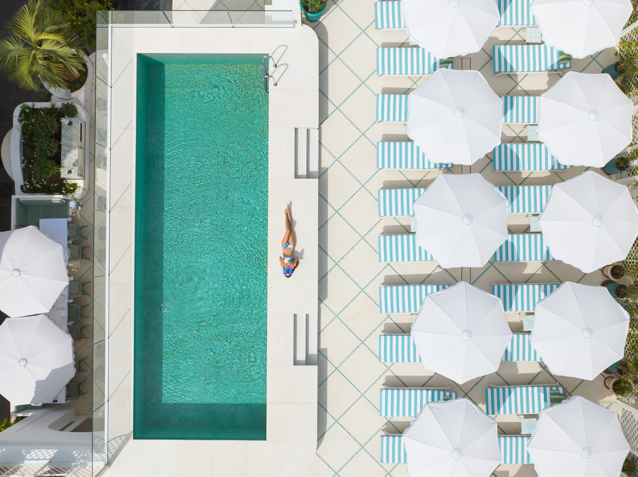 LPA - Pool and Sundeck