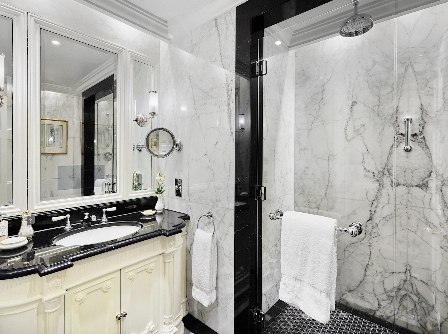 Room EXECV - Image 3