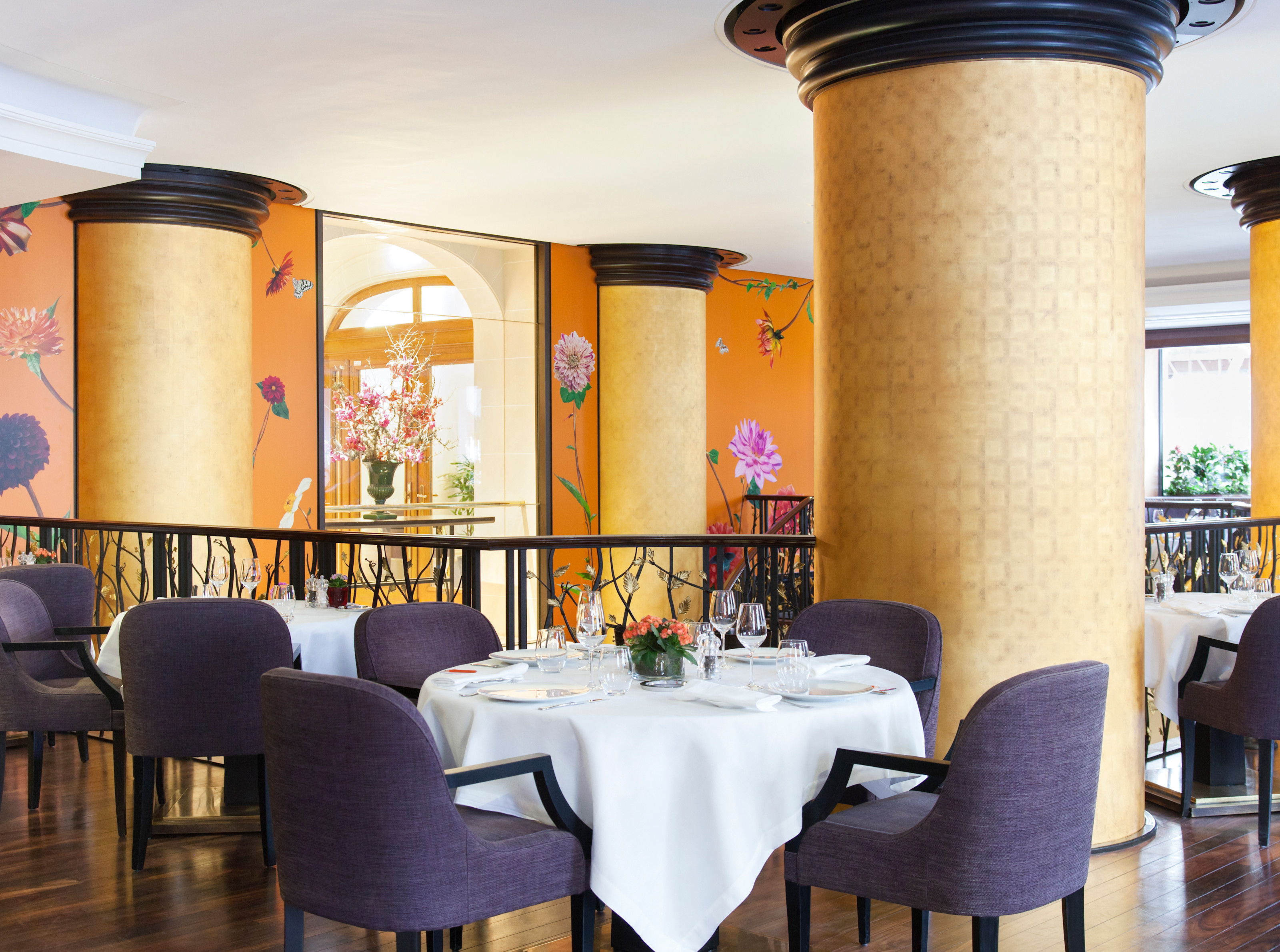 Le Bristol Paris-restaurant 114 Faubourg-3 Dqn1B