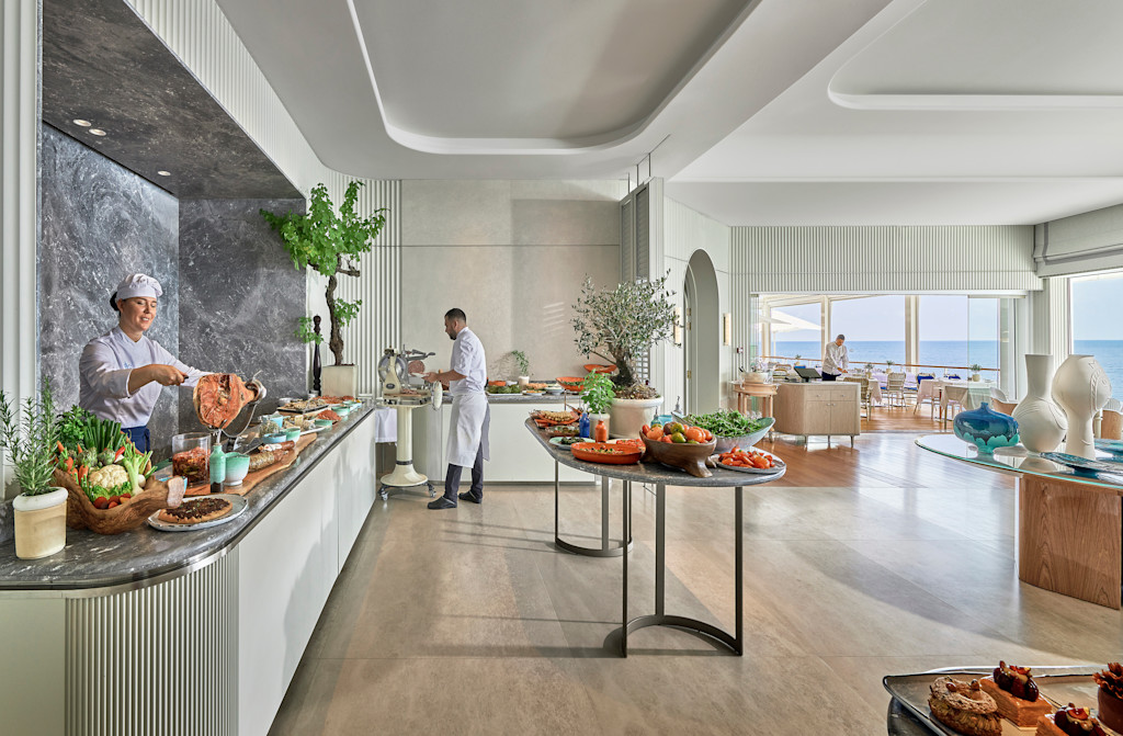 HDC - Buffet lunch at Eden-Roc Restaurant