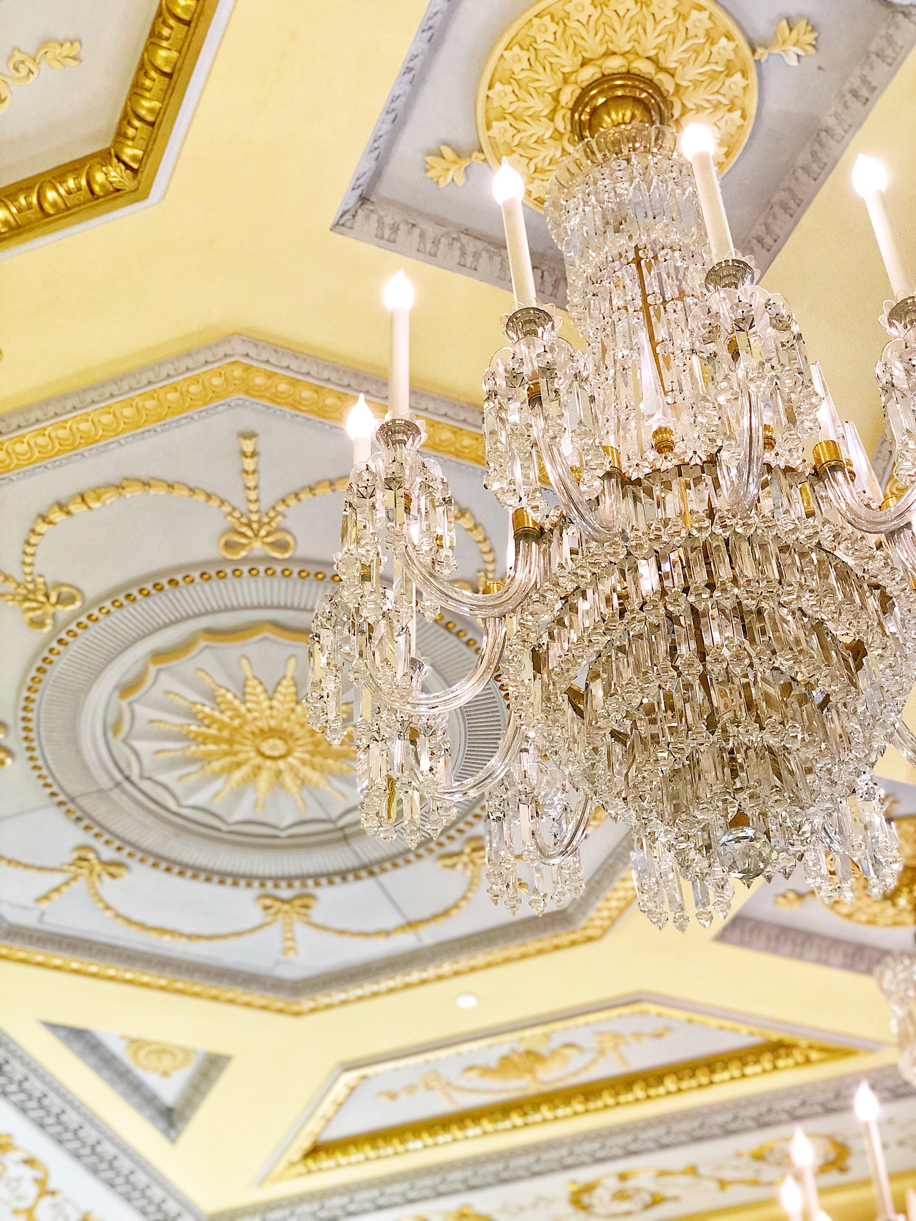 LAN - The Withdrawing Room