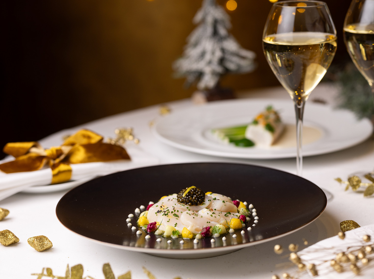 LBP - 114 Faubourg - Festive Season