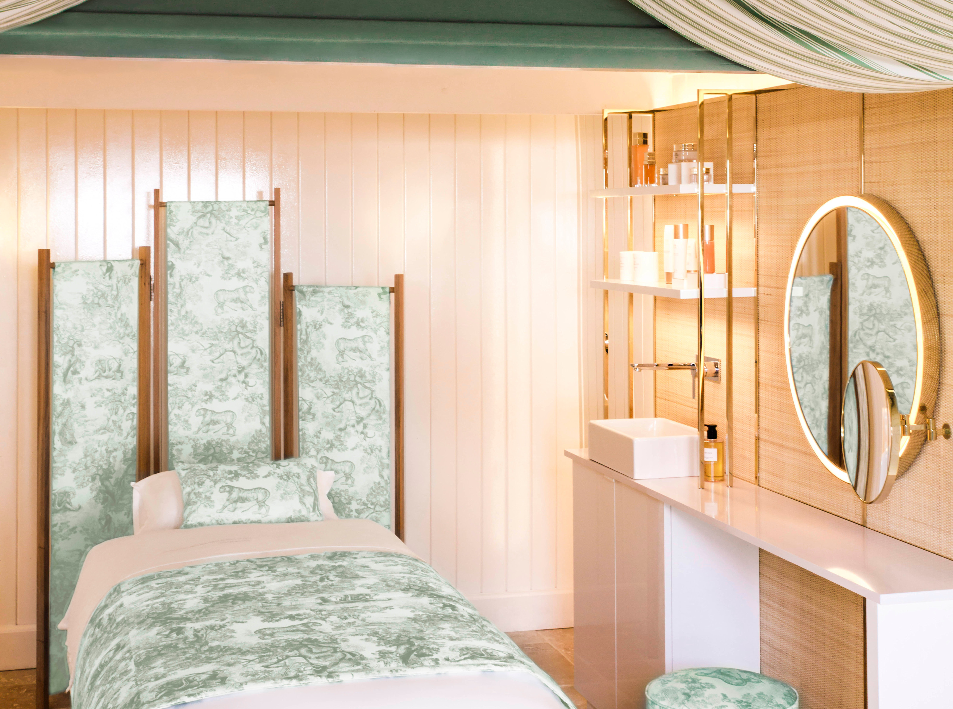 HDC - Dior Spa Eden-Roc Dior cabana 2