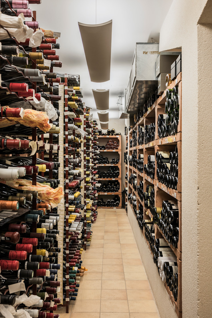 LBP - Cave du Bristol Paris