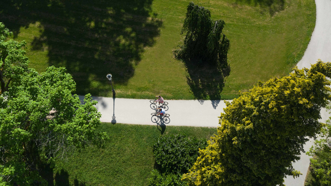 Brenners-Park-Hotel-Spa-Lichtentaler-Allee-Biking